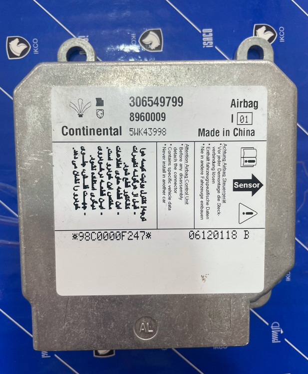 واحد کنترل الکترونیک(یونیت ایربگ) ACU دنا و سورن 8960009 عماد با لیبل ایساکو