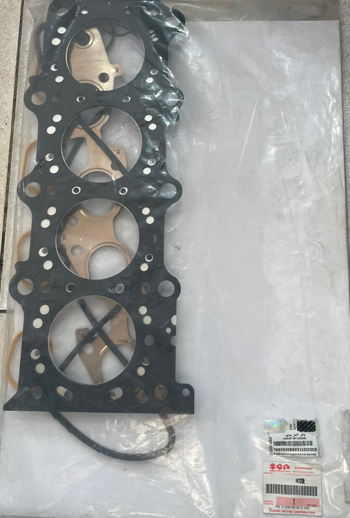 واشر کامل و واشر درب سوپاپ سوزوکی ۲۰۰۰ اورجینال ژاپنی با لیبل ایساکو