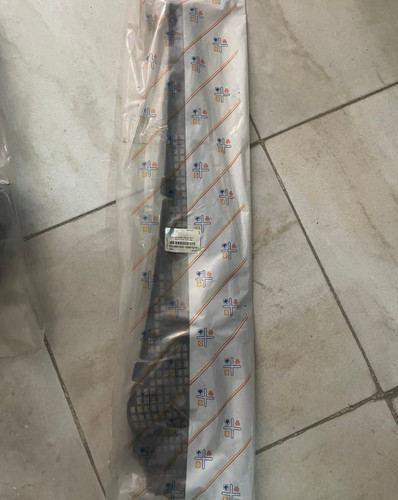 شبکه زیرشیشه جلوراست تندر 90 با لیبل ایساکو